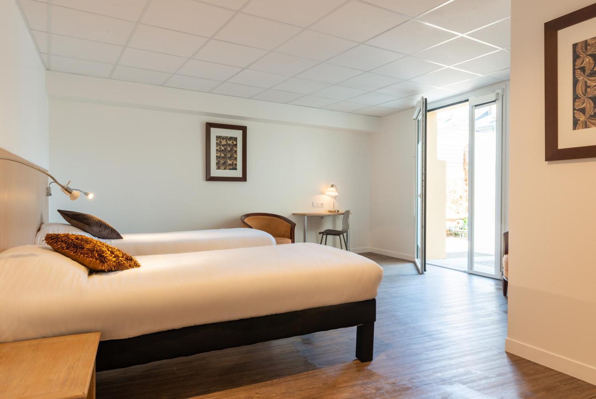 The Originals City, Hotel Chantecler, לה מאנש מראה חיצוני תמונה