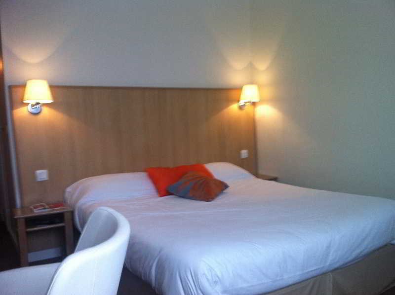 The Originals City, Hotel Chantecler, לה מאנש מראה חיצוני תמונה