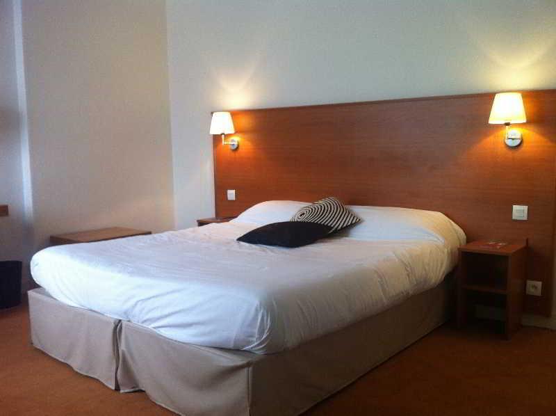 The Originals City, Hotel Chantecler, לה מאנש מראה חיצוני תמונה