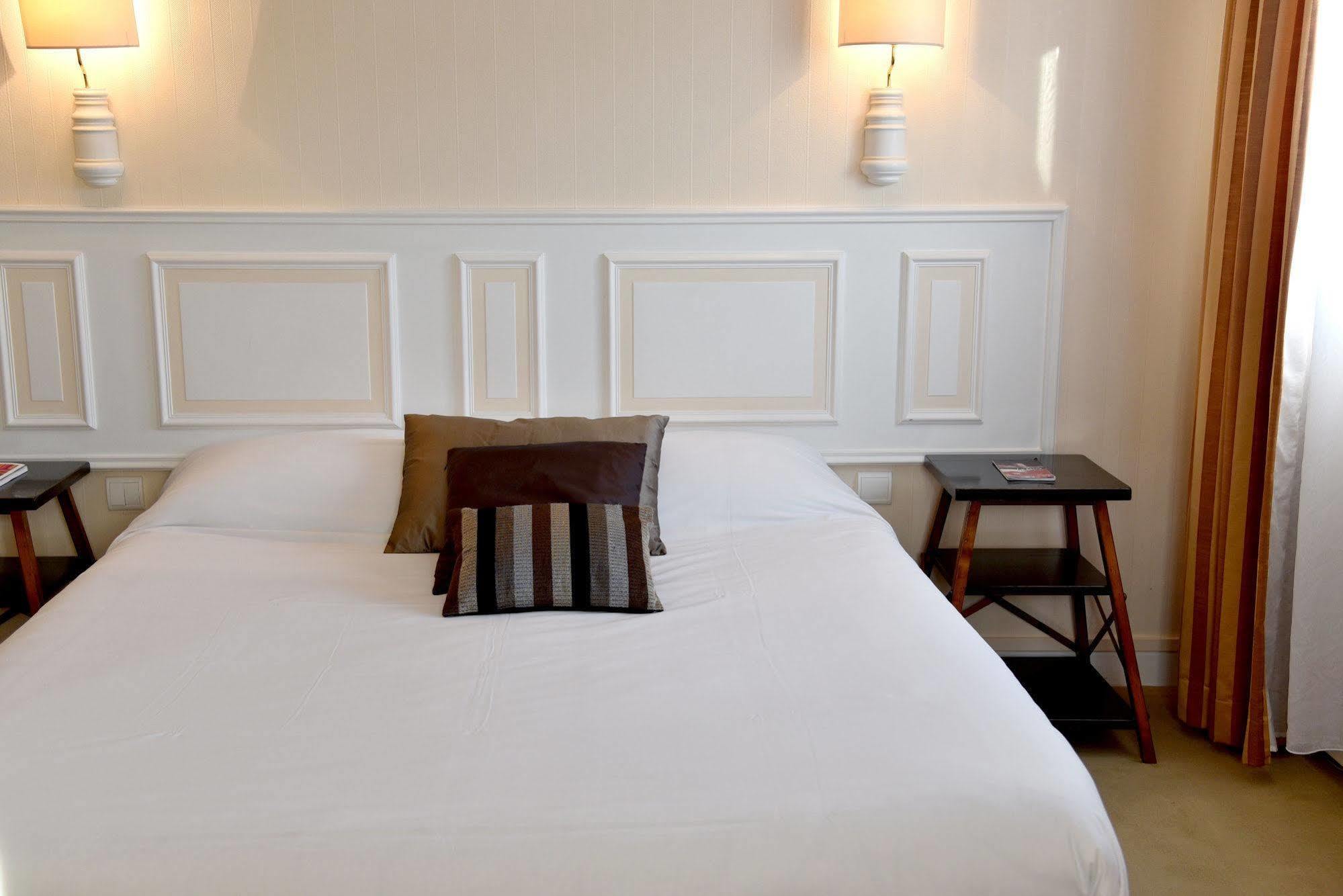 The Originals City, Hotel Chantecler, לה מאנש מראה חיצוני תמונה